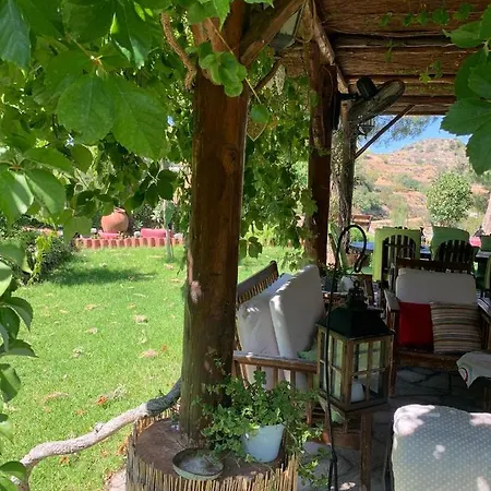 Σπίτι διακοπών Village For Quiet Escapes *